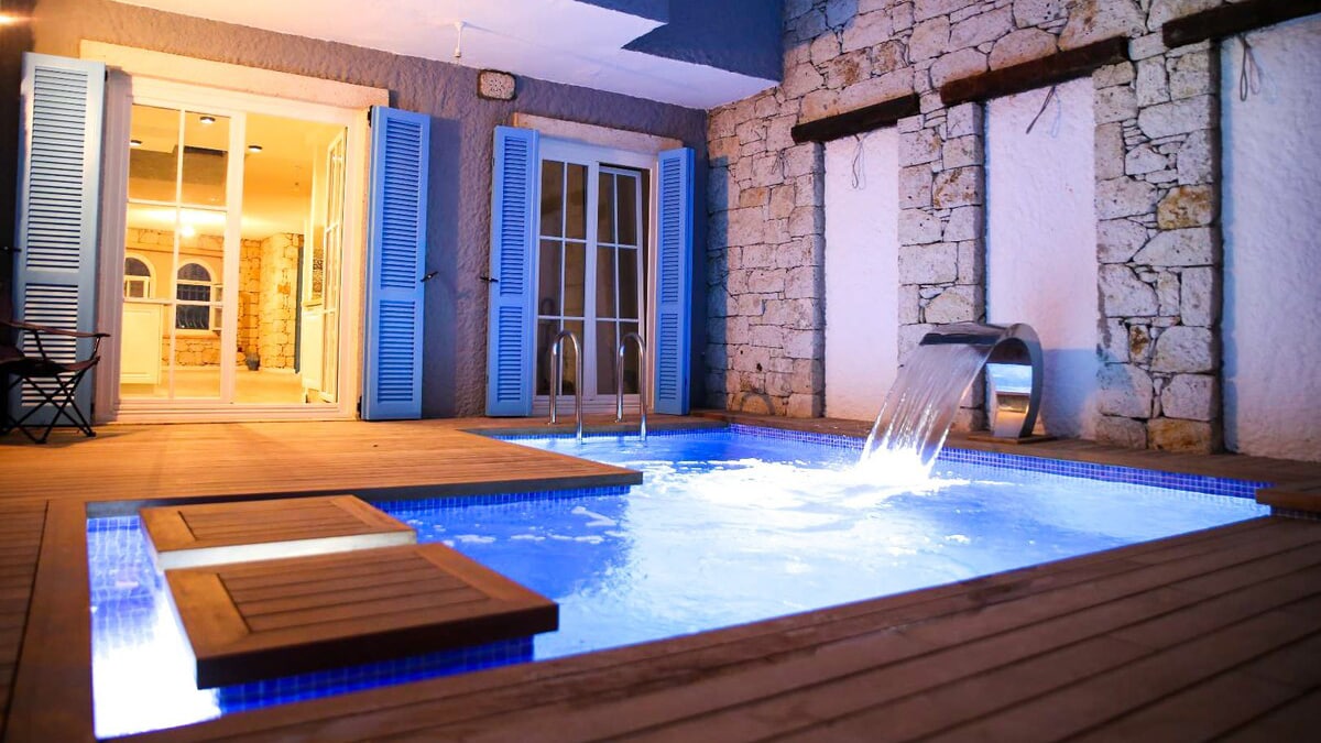 Çeşme'de Tadilat Ustası ve İşçilik Fiyatları 2026