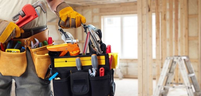 Çeşme'de Profesyonel Tadilat Ustası Neden Gereklidir?